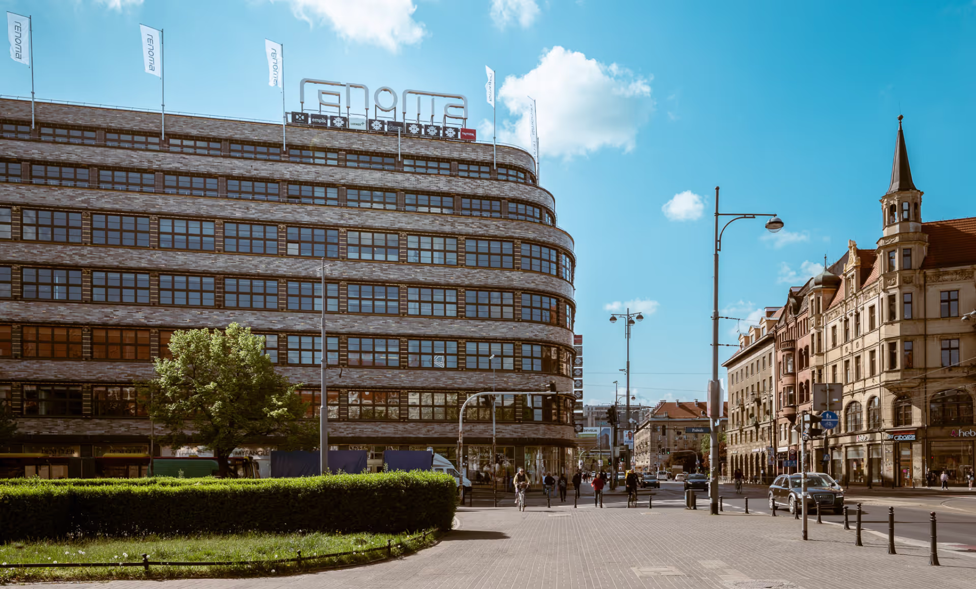ACE of Space — open space coworking premium w zabytku 1930
